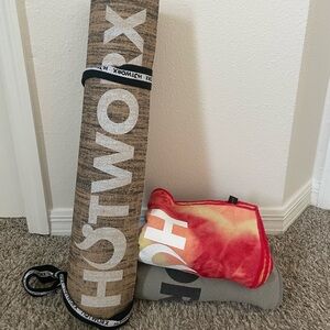 HOTWORX Mat and Towel Set
